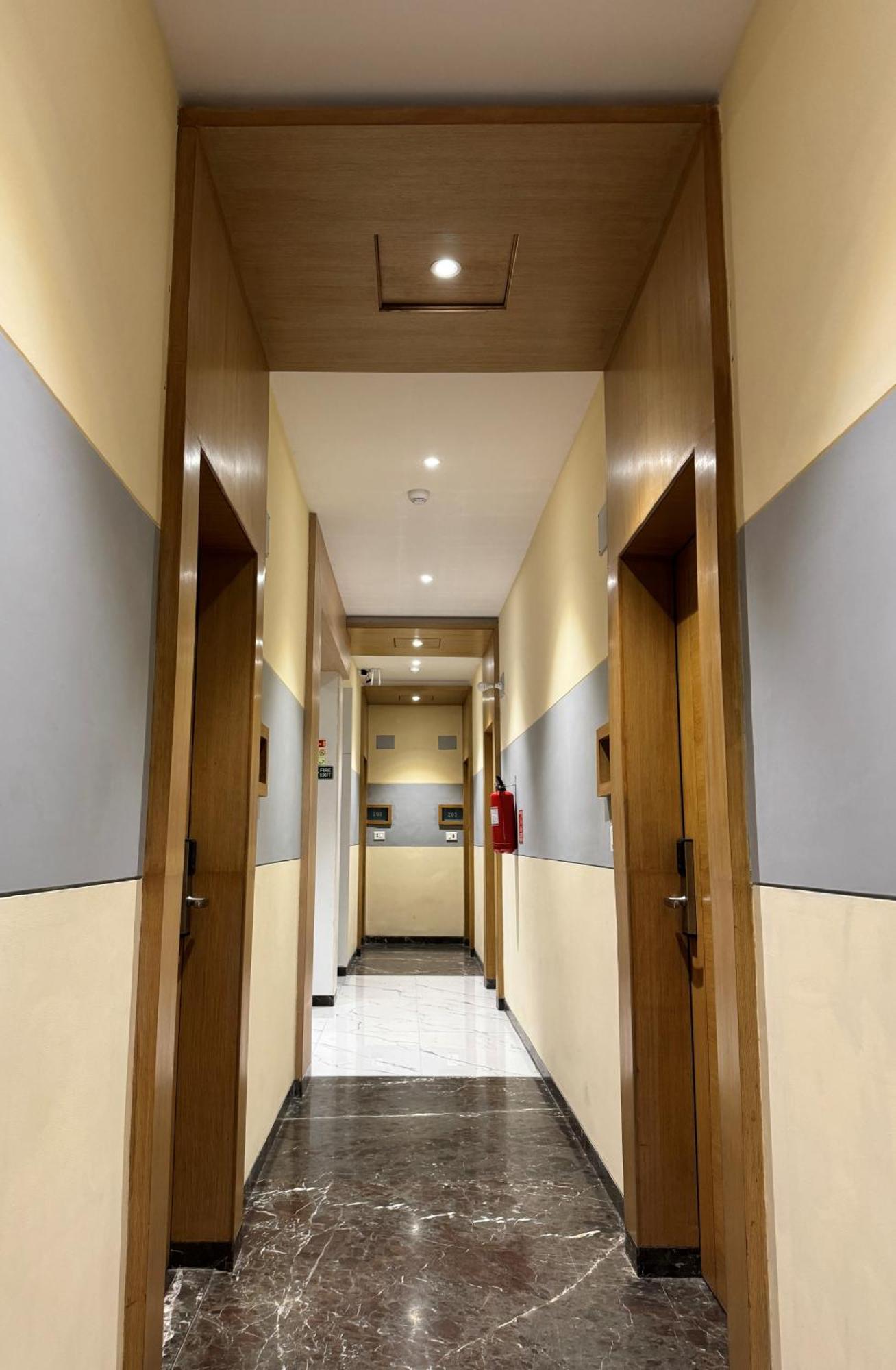 Hotel Galaxy Mumbai Dış mekan fotoğraf