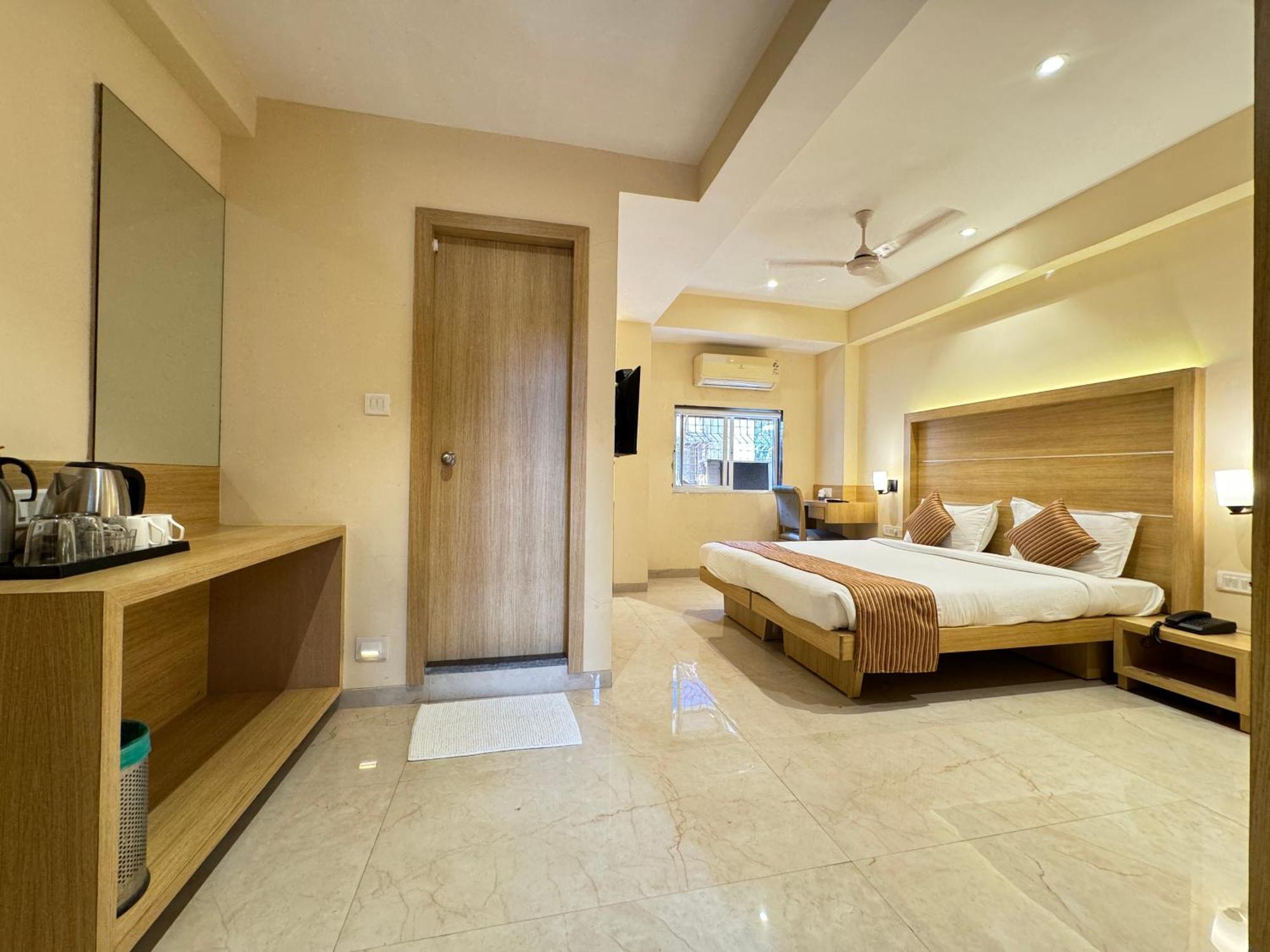 Hotel Galaxy Mumbai Dış mekan fotoğraf